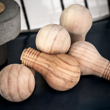 Carica l'immagine nel visualizzatore di Gallery, LAMPADINA